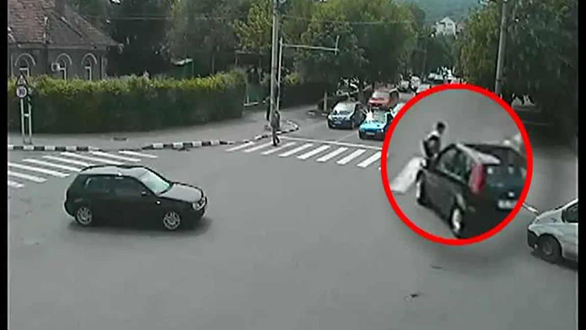 Şoferiţă cercetată penal după ce a lovit cu maşina un copil pe trecerea de pietoni şi a fugit