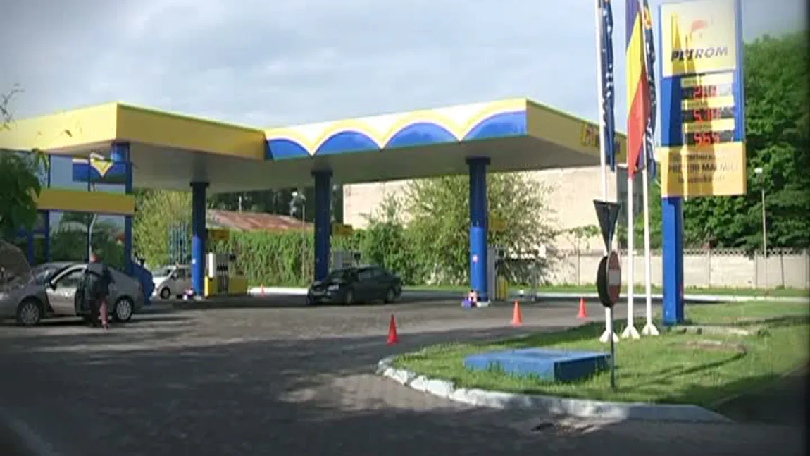 Oferte de weekend în benzinării. Şoferii sunt tentaţi cu reduceri la preţul carburanţilor