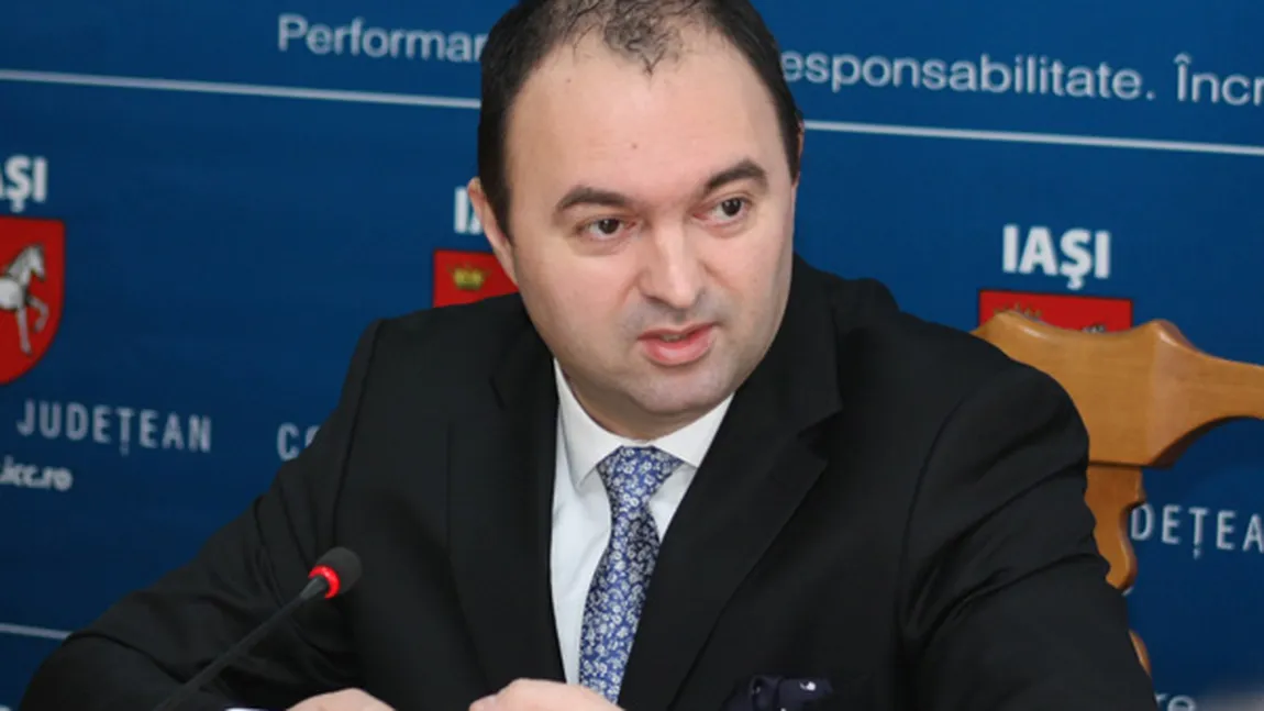 Cristian Adomniţei, plasat în arest la domiciliu, se suspendă din funcţiile politice deţinute în PNL