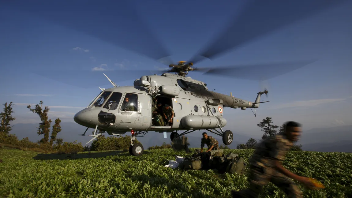 Elicopterul militar dispărut în Nepal. Au fost găsite cadavrele a OPT persoane