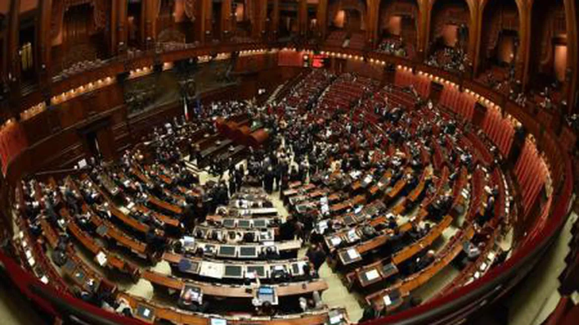 A fost aprobată o nouă lege electorală ce ar putea pune capăt deceniilor de instabilitate politică din Italia