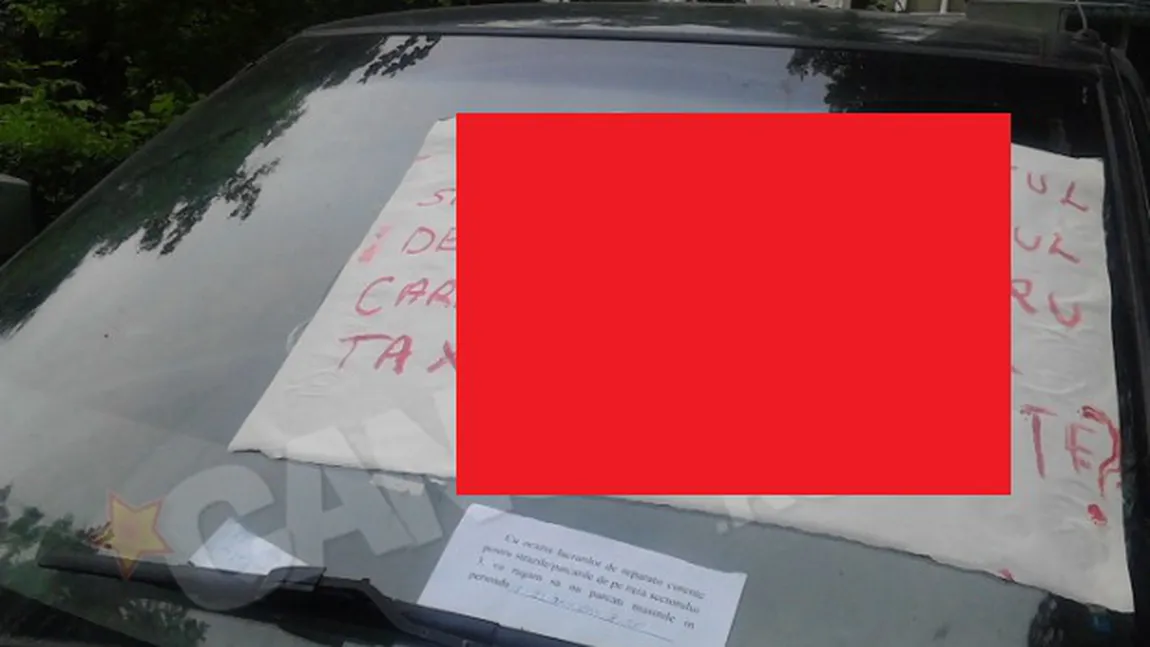 Mesajul lăsat de un bucureştean pe o maşină parcată pe locul plătit de el FOTO