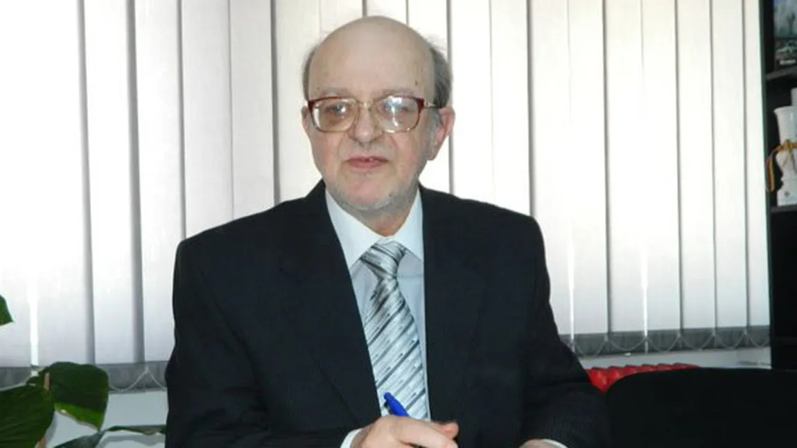 A MURIT prozatorul, dramaturgul şi ziaristul Mircea Cavadia