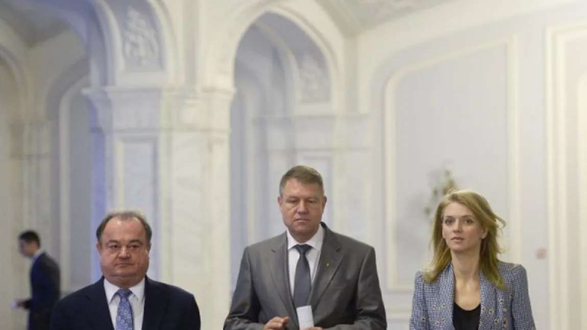 Cum l-au bârfit liderii PNL, Blaga şi Gorghiu, pe Iohannis tocmai de ziua sa de naştere VIDEO