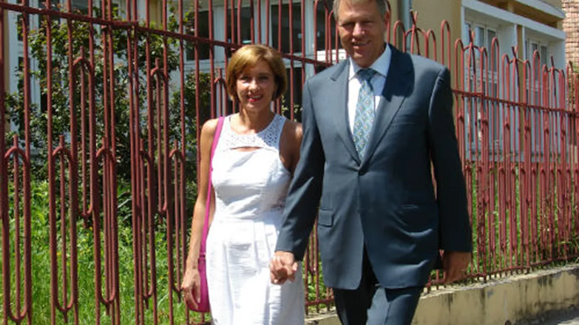 Preşedintele Iohannis şi-a serbat ziua de naştere alături de soţie şi prietenii apropiaţi la vila de la Neptun
