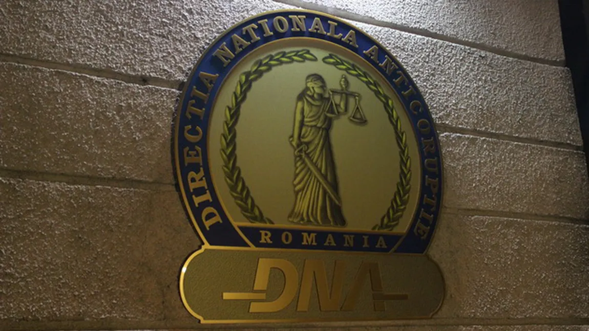 Fostul procuror şef de la Parchetul Judecătoriei Măcin, trimis în judecată pentru luare de mită