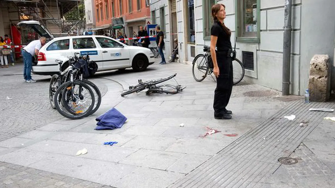 Un nebun a intrat cu un SUV pe o stradă pietonală, în Austria: trei morţi şi 34 de răniţi FOTO