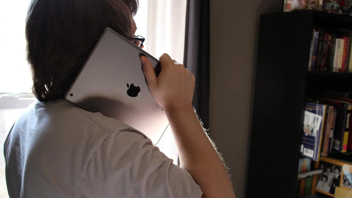 Apple introduce marea schimbare. Veţi putea vorbi la telefon de pe iPad