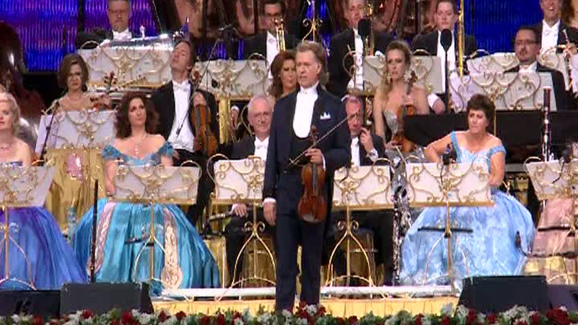 Andre Rieu a făcut show la Bucureşti. Ce sfaturi a avut pentru Steaua şi ce le-a spus întârziaţilor VIDEO