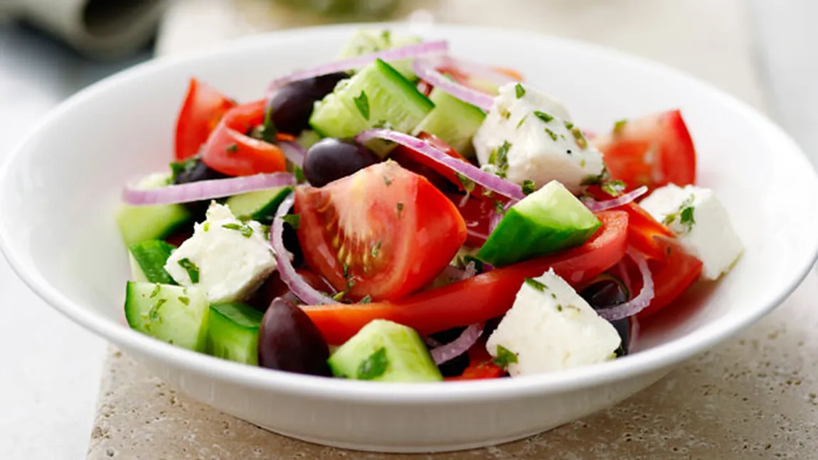 11 reguli alimentare pe care le putem învăţa de la greci