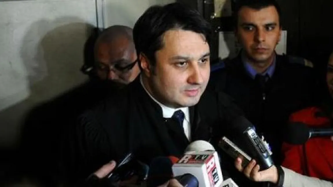 Avocatul Elenei Udrea, audiat de DIICOT în dosarul judecătorului CA Iaşi suspectat de luare de mită