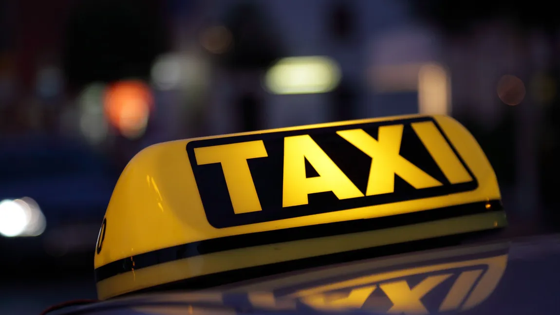 Poliţiştii au rămas cu GURA CĂSCATĂ. Cum a jefuit un taximetrist zeci de clienţi