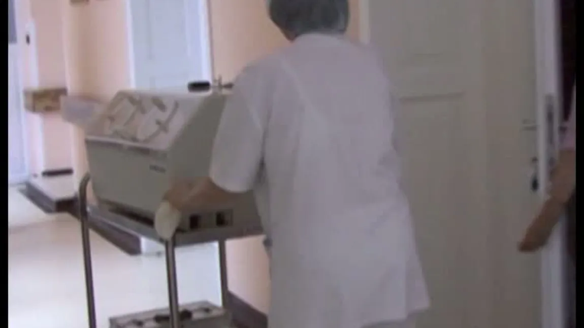 Record absolut la o maternitate din Cluj: Într-o singură săptămână au venit pe lume trei seturi de tripleţi