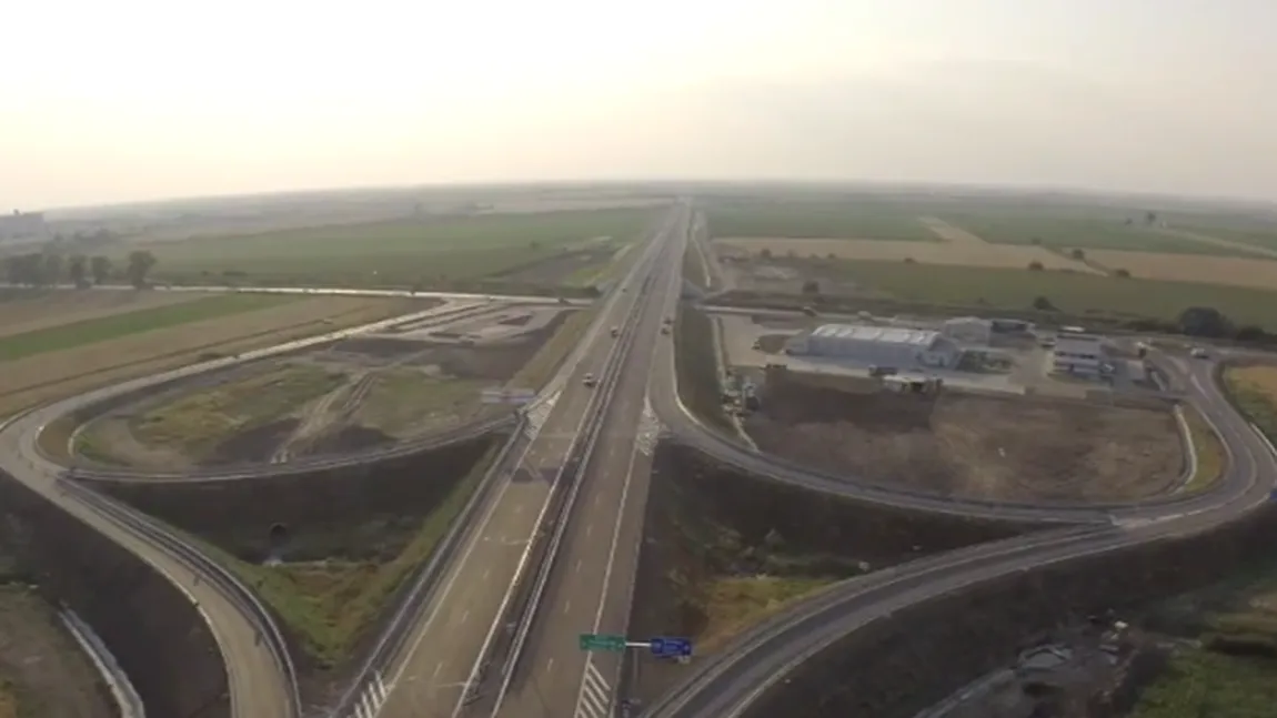Autostrada Nădlac - Arad, filmată din aer, înainte de inaugurare VIDEO