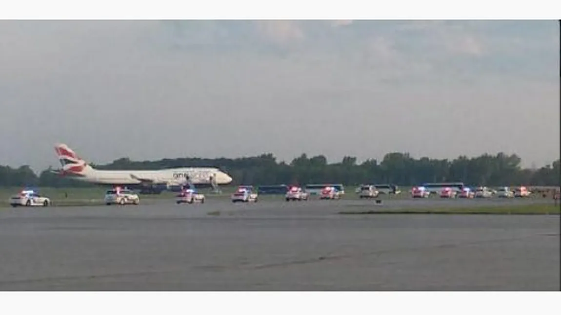 Aterizare de urgenţă a unui avion de pasageri din cauza unei alerte TERORISTE
