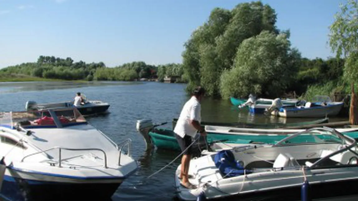 Noi reguli de circulaţie pe canalele şi lacurile interioare Deltei Dunării