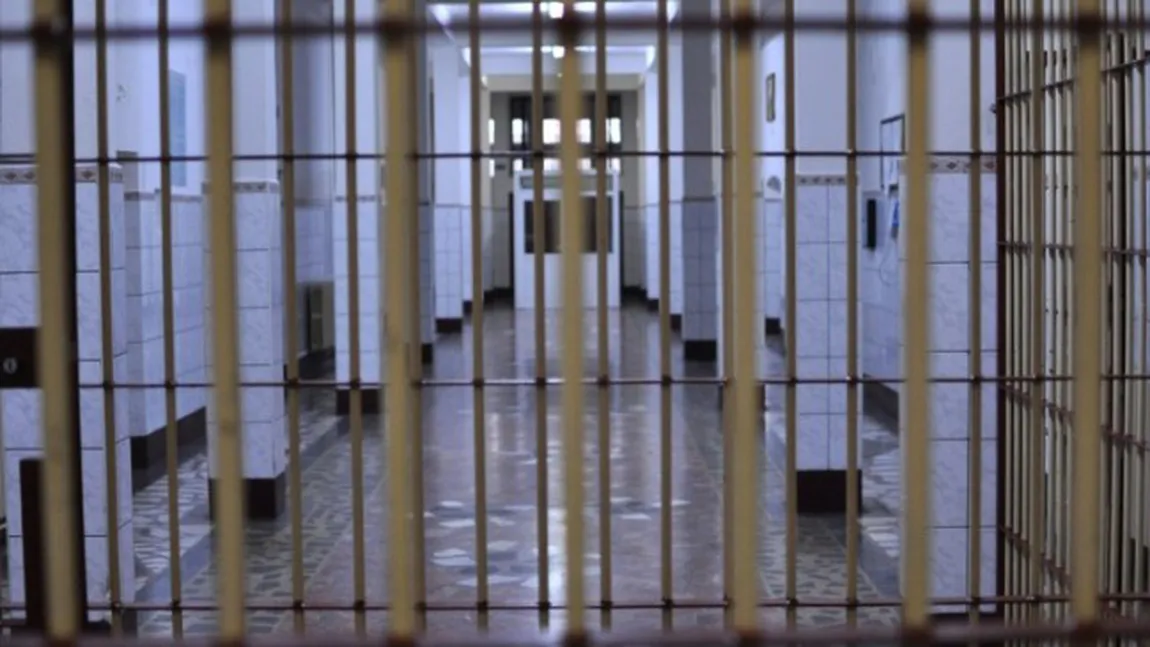 Un deţinut de la un penitenciar de lângă Deva a evadat