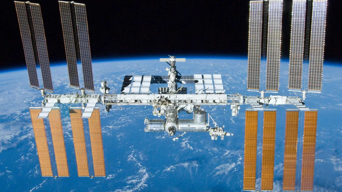 Echipajul de la bordul ISS a fost evacuat pentru scurt timp ca măsură de precauţie