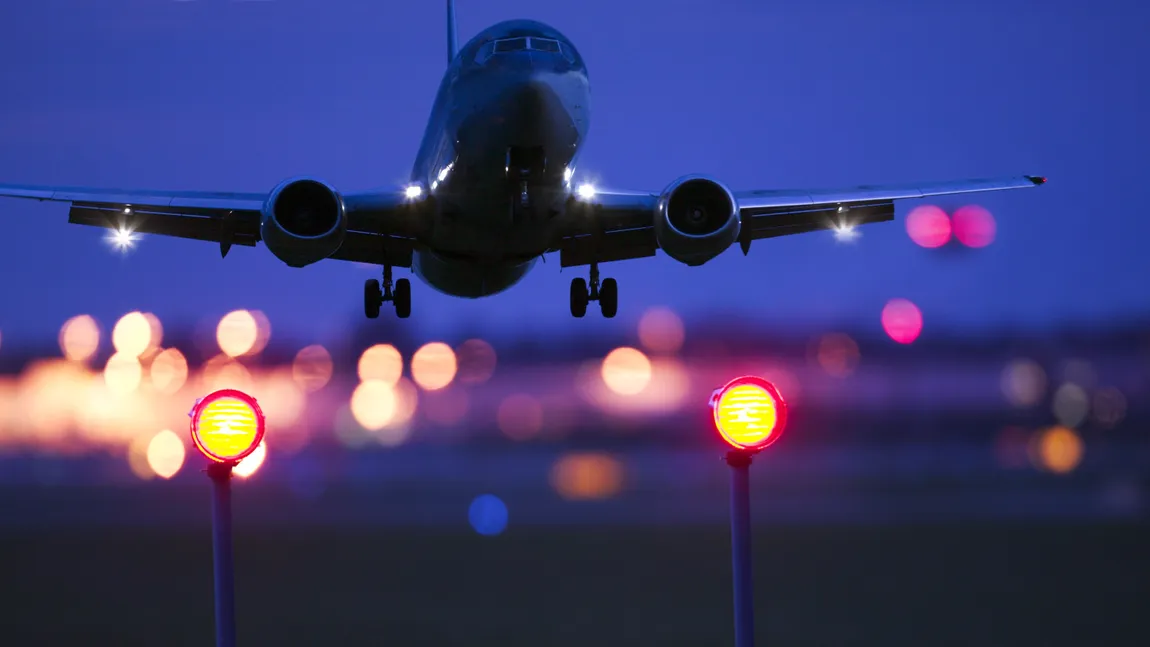Avion al companiei Air Bagan a ieşit de pe pistă la aterizare