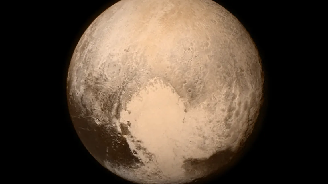 Fotografii spectaculoase, care prezintă câmpiile îngheţate de pe Pluto, publicate de NASA - VIDEO