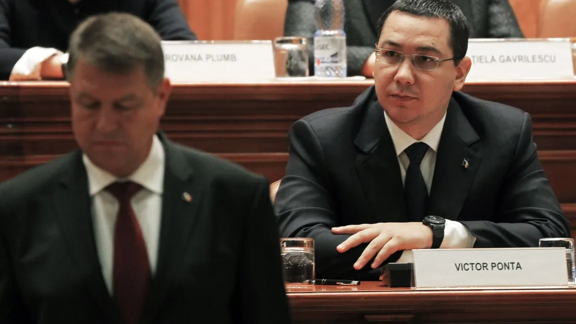 CONTRE Klaus Iohannis - Victor Ponta pe Facebook, în scandalul salariilor demnitarilor