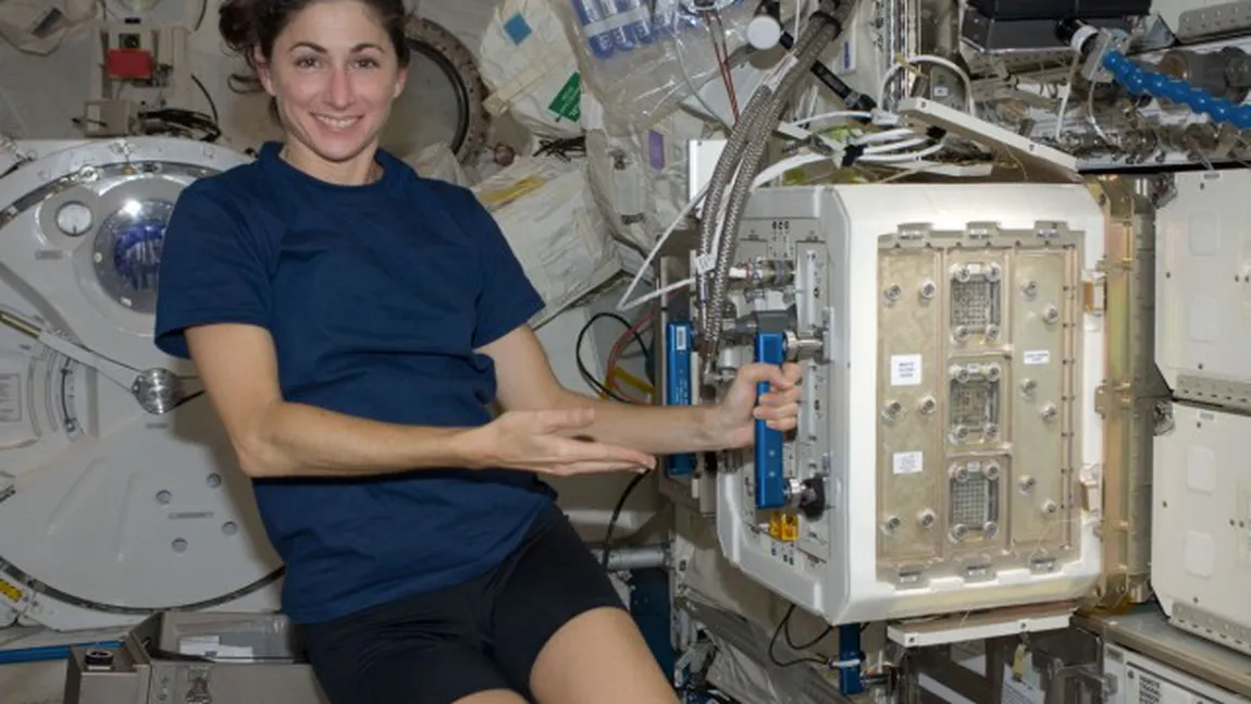 Descoperire uluitoare: Pielea astronauţilor devine mai groasă în spaţiu