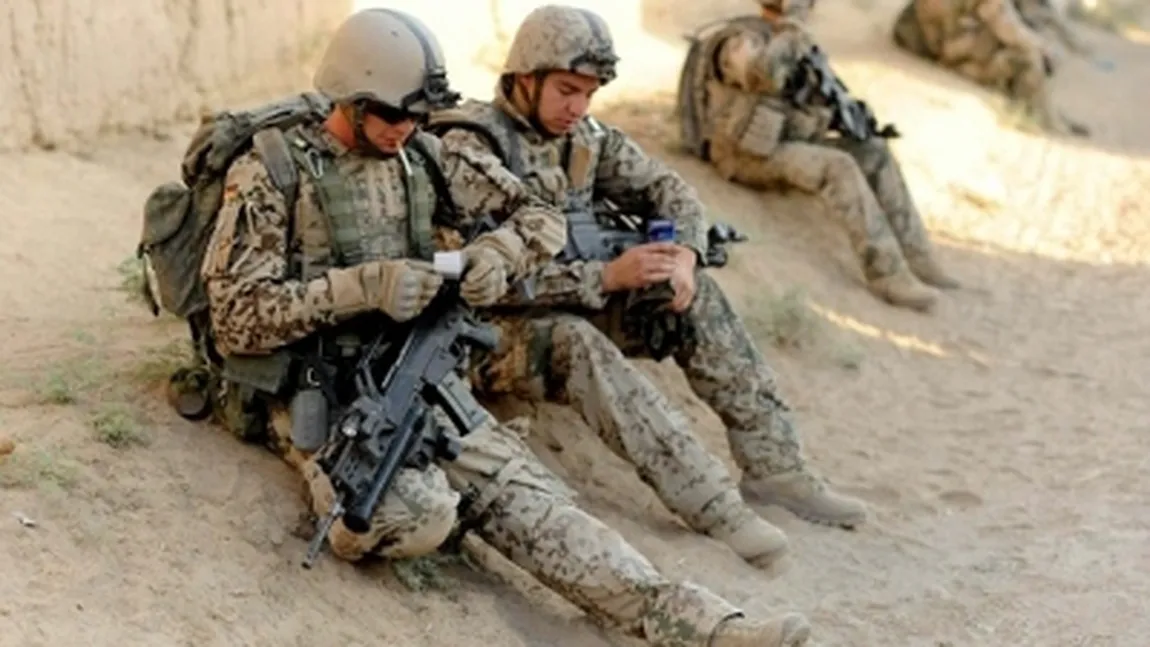 DISPARIŢIE MISTERIOASĂ în Afganistan: Soldaţi de negăsit după ce au intrat într-o grotă veche