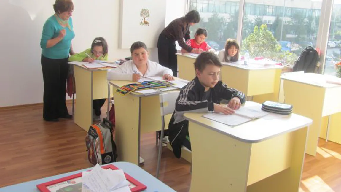 Elevii claselor I-IV ar putea primi BANI pentru a merge la AFTER SCHOOL