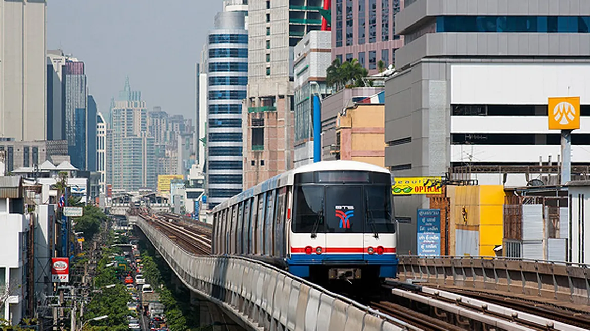 O nouă explozie la Bangkok, în apropierea unei staţii de metrou, la o zi de la atentatul cu bombă