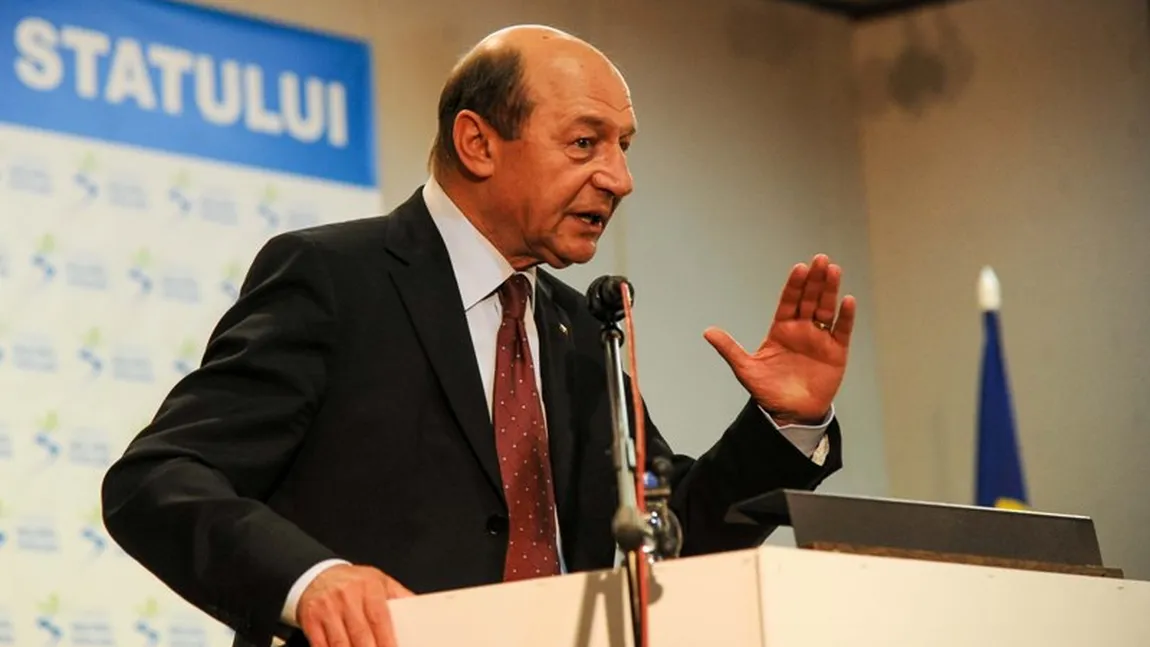Traian Băsescu: Medicul nu are de ce să fie angajatul statului. Ar trebui să aibă contract cu spitalul