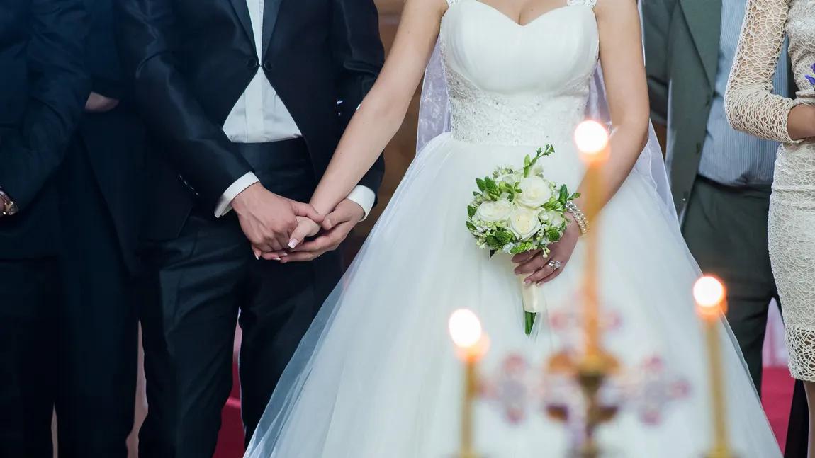 Postul Adormirii Maicii Domnului. De ce nu sunt permise nunţile. Un preot vorbeşte despre păcat