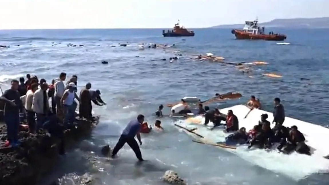 Paza de Coastă elenă, acuzată că SCUFUNDĂ bărcile cu IMIGRANŢI VIDEO