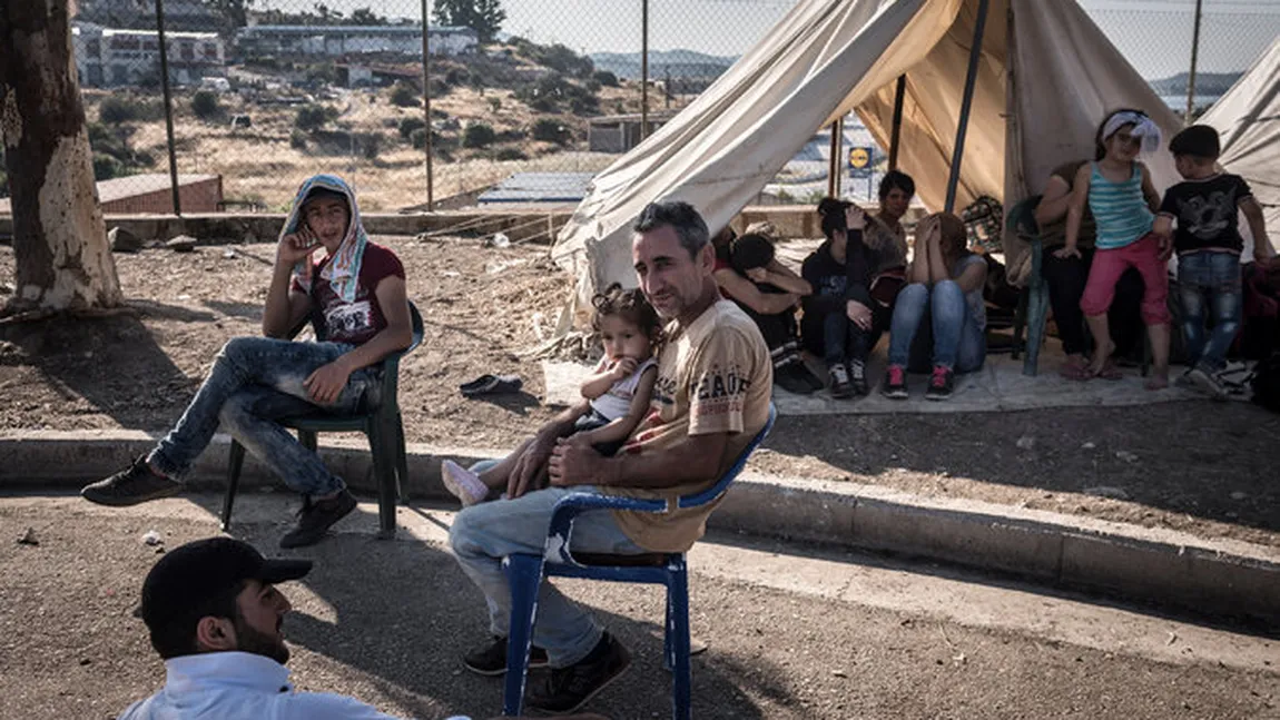 Alexis Tsipras cere ajutorul UE: Grecia nu mai poate face faţă imigranţilor