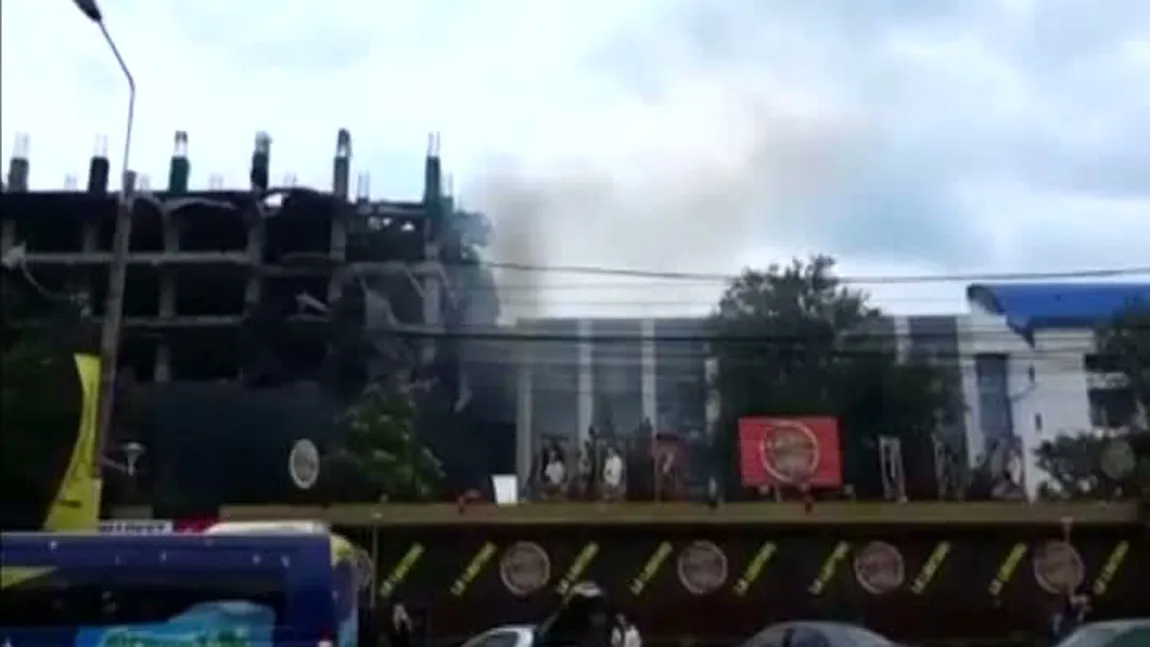 Incendiu în Mamaia. Un hotel a fost cuprins de flăcări