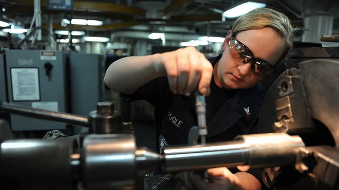 Locuri de muncă în Norvegia şi Germania în industria auto. Salarii de peste 1.900 de euro