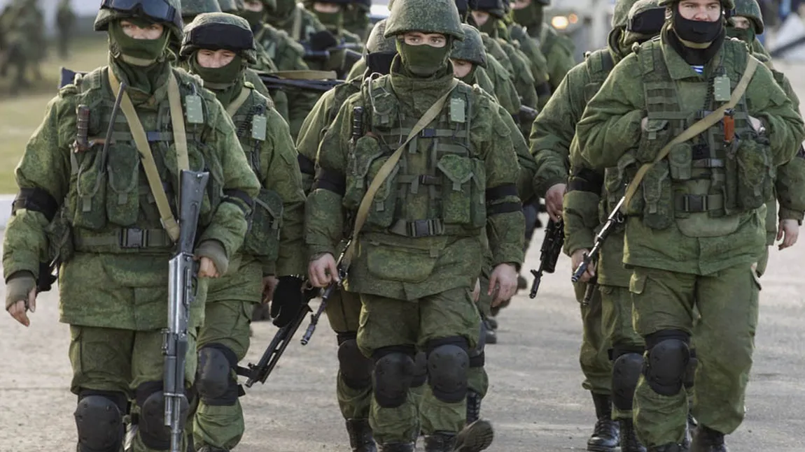 Noi tensiuni: Rusia îşi sporeşte prezenţa militară de-a lungul frontierei cu Ucraina