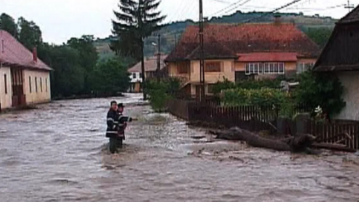 Cod galben de INUNDAŢII în cinci judeţe