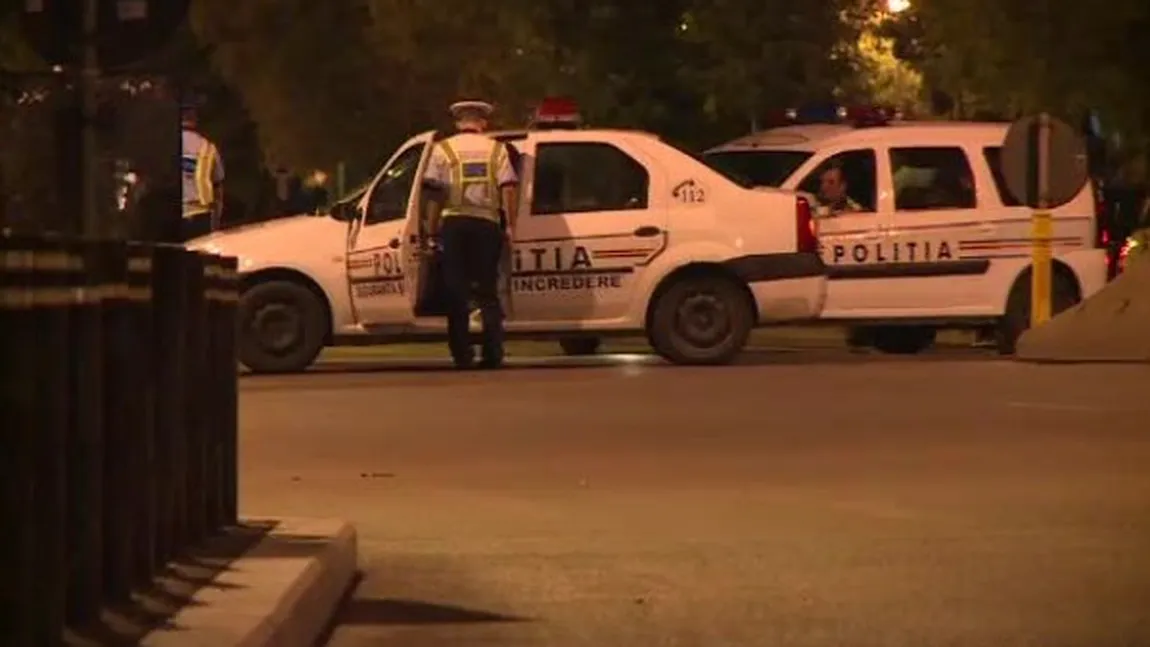Un poliţist din Bucureşti, spulberat de un şofer care nu a oprit la semnal VIDEO