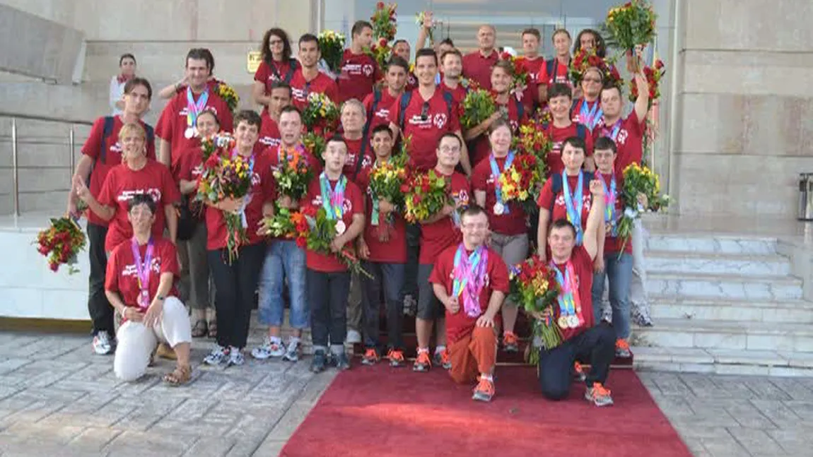 Medaliaţi români la Special Olympics. Tinerii care au dus performanţa dincolo de limite VIDEO