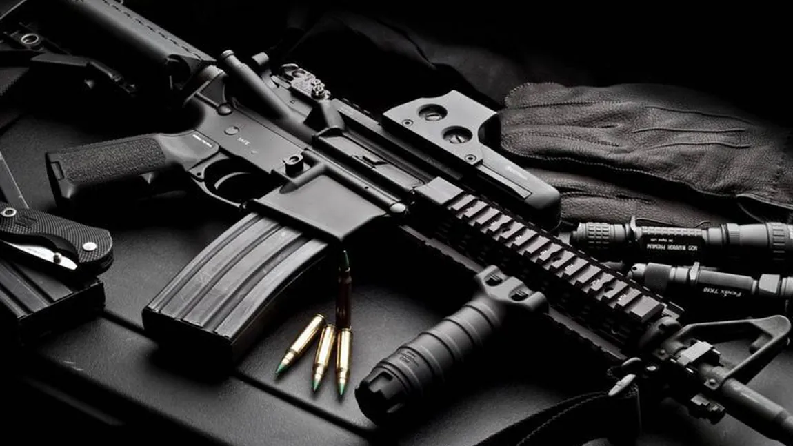 Medic GINECOLOG din România, cercetat în Grecia după ce un arsenal de arme a fost găsit în locuinţa sa FOTO