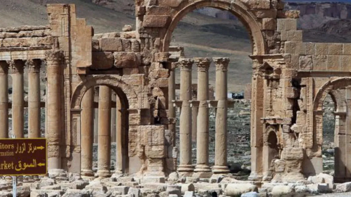 Trei turnuri funerare din oraşul antic Palmyra, detonate de Statul Islamnic