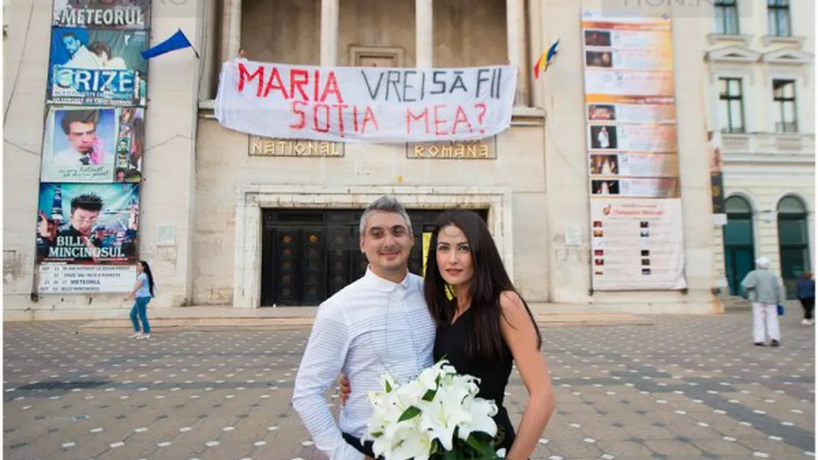 Amendat pentru că şi-a cerut iubita în căsătorie cu un banner afişat într-un loc public