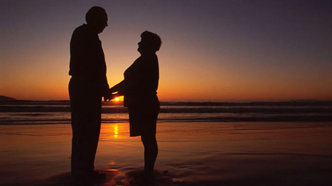 O femeie de 84 de ani vrea să divorţeze deoarece se simte neîmplinită sexual