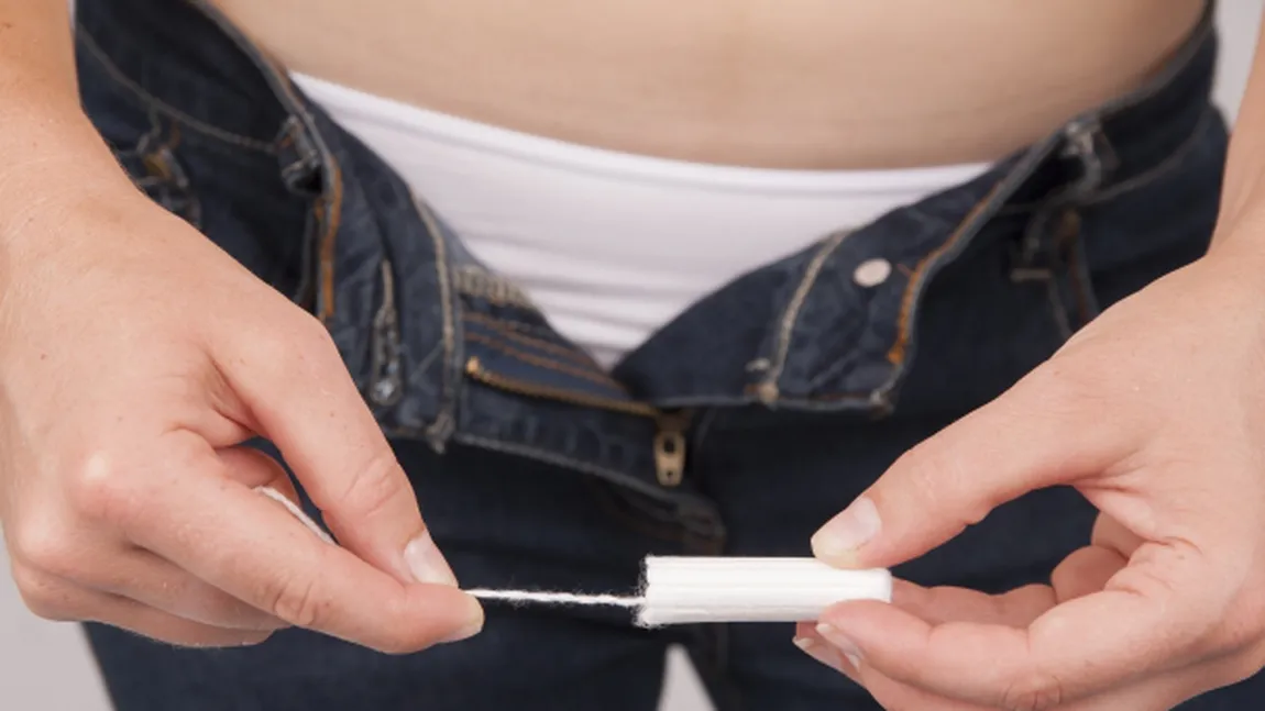 A folosit un TAMPON şi a murit la doar 13 ani