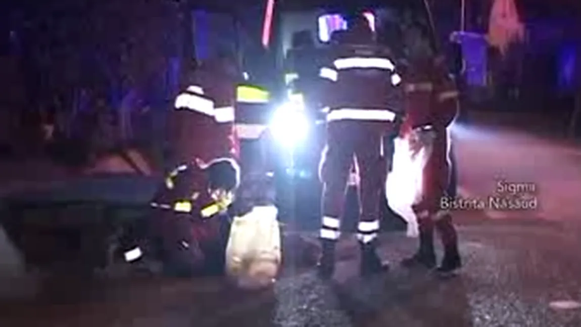 SCANDAL după un accident. Medicii de pe ambulanţă, AMENINŢAŢI de rudele victimei