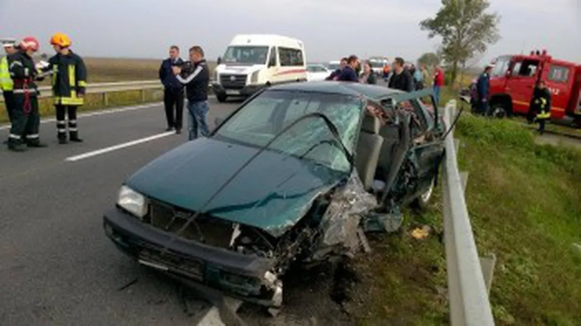 Accident între un TIR şi o maşină, în Satu-Mare. Trei persoane au ajuns la spital în stare gravă