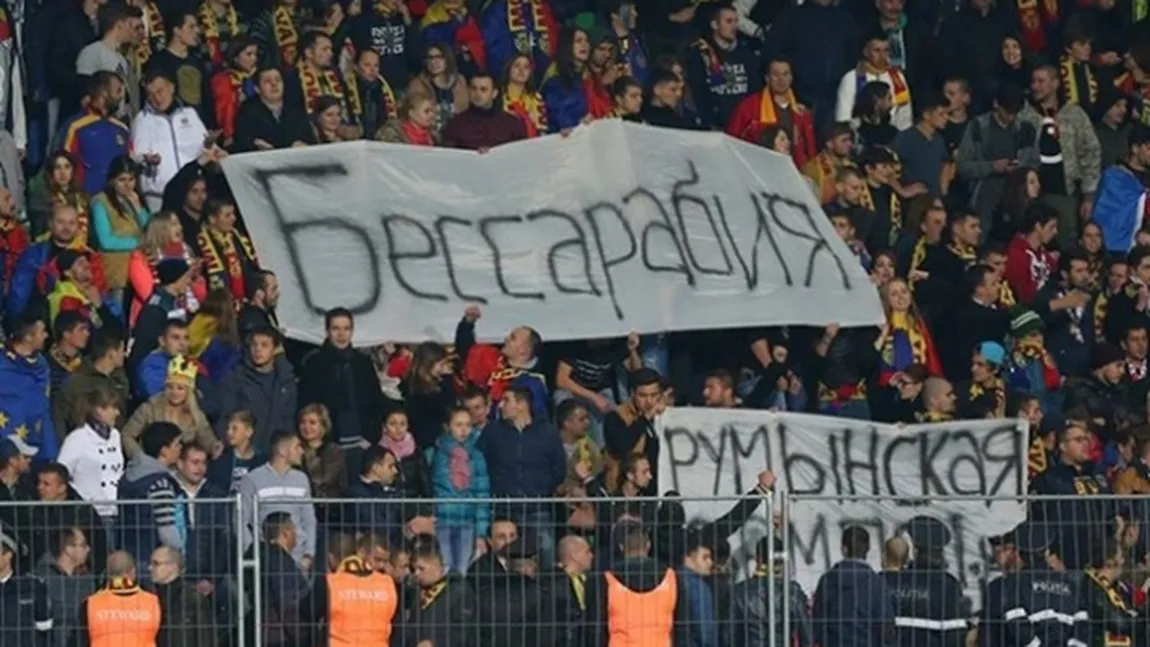 UEFA anchetează bannerele anti-ruseşti de la meciul Moldova-Rusia