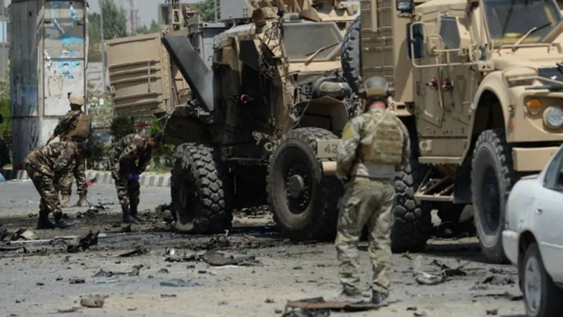 ATAC SINUCIGAŞ în centrul oraşului Kabul. Mai multe persoane au fost rănite