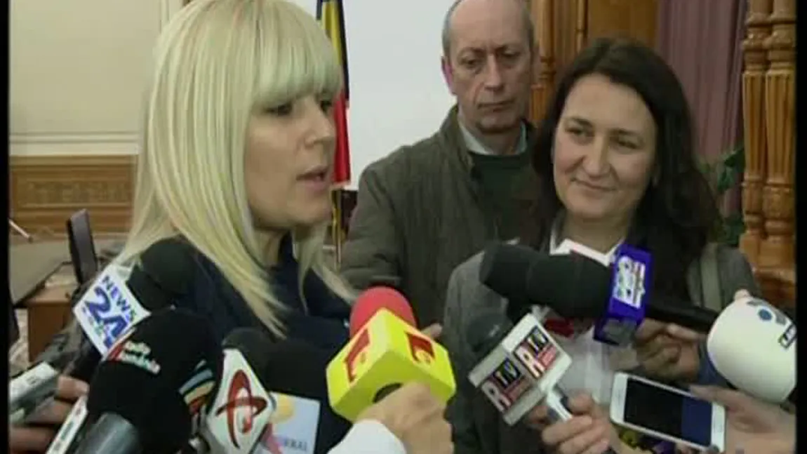 Elena Udrea, în Parlament cu colega de arest: 