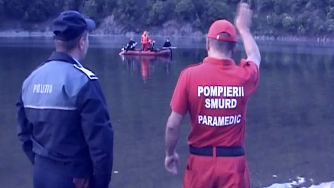Accident teribil pe Valea Oltului. Un şofer a murit după ce a plonjat cu maşina în râu